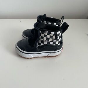 Vans Checkered Black and White winter boots